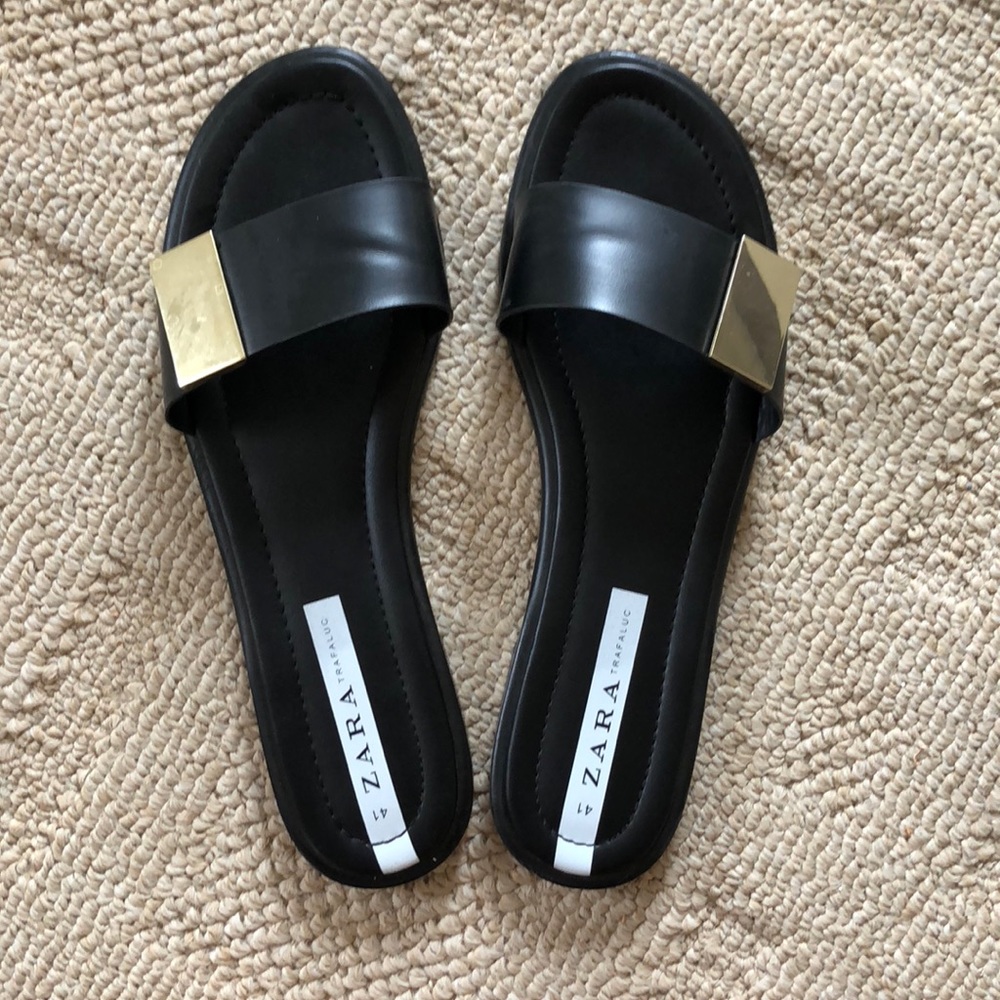 Zara slides
